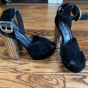 Alice + Olivia velvet black heels